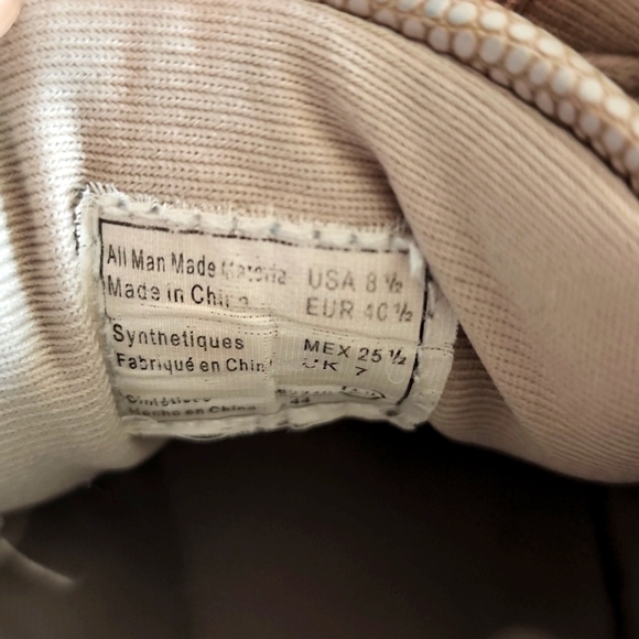 Women's sneakers - Picture 6 of 9